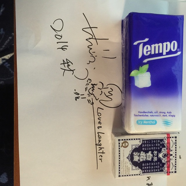 ぜんじろうさんから香港おみあげいただきました。すごくいい香りがします(^○^)